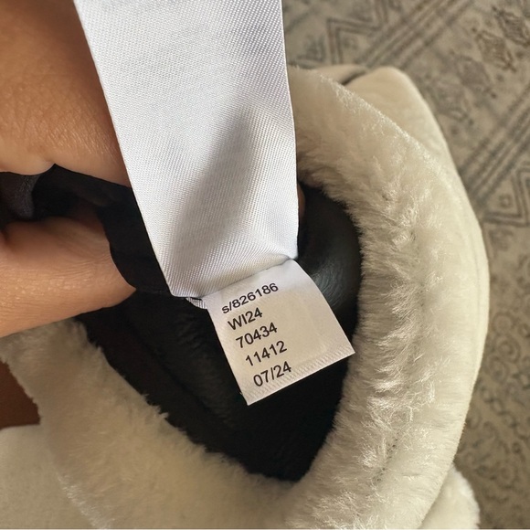 NEW Ann Taylor Weekend Shearling Moto Faux Leather Jacket XS Petite - Picture 13 of 15